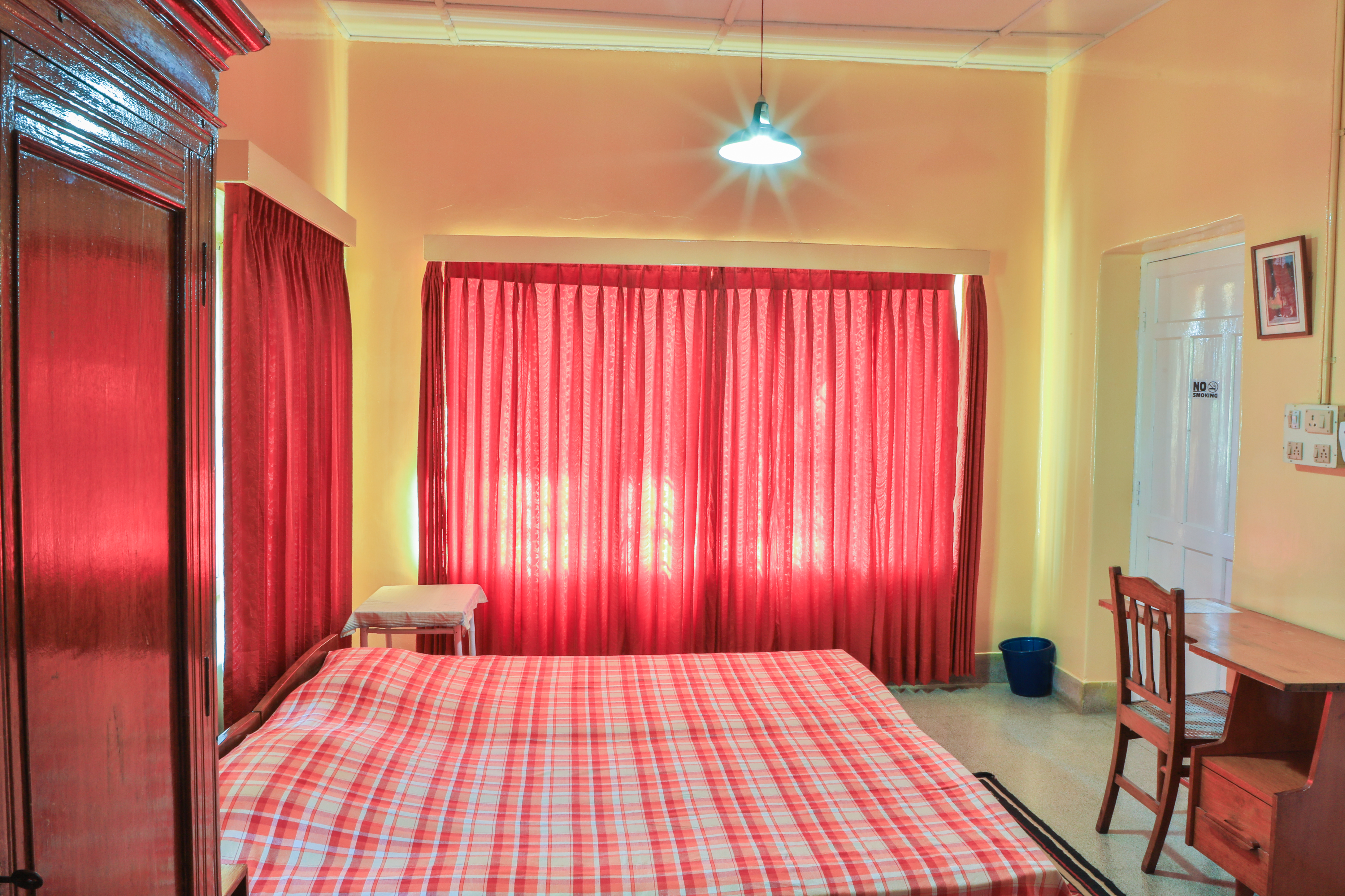 Tennis Court Bungalow 