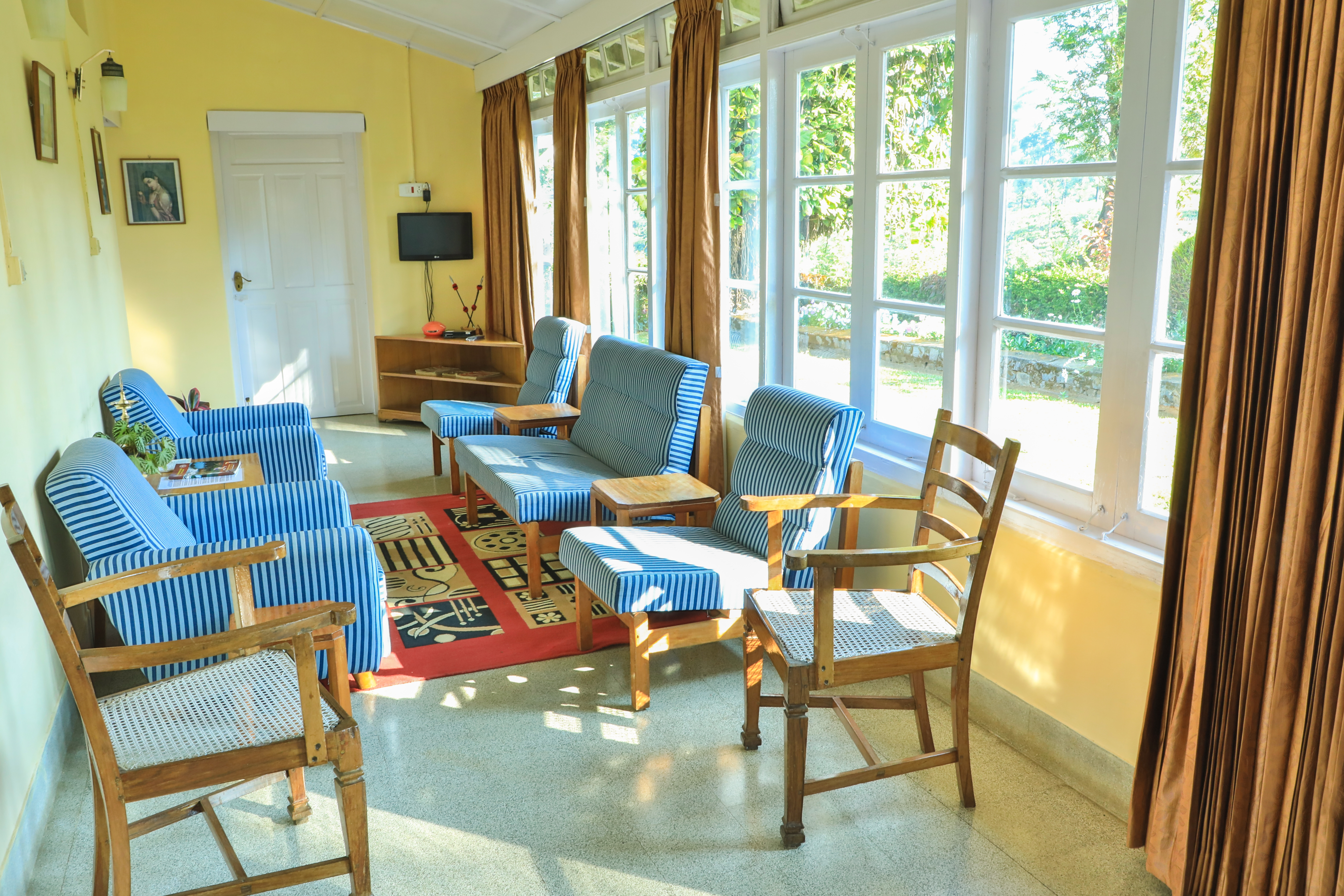 Tennis Court Bungalow Living Room