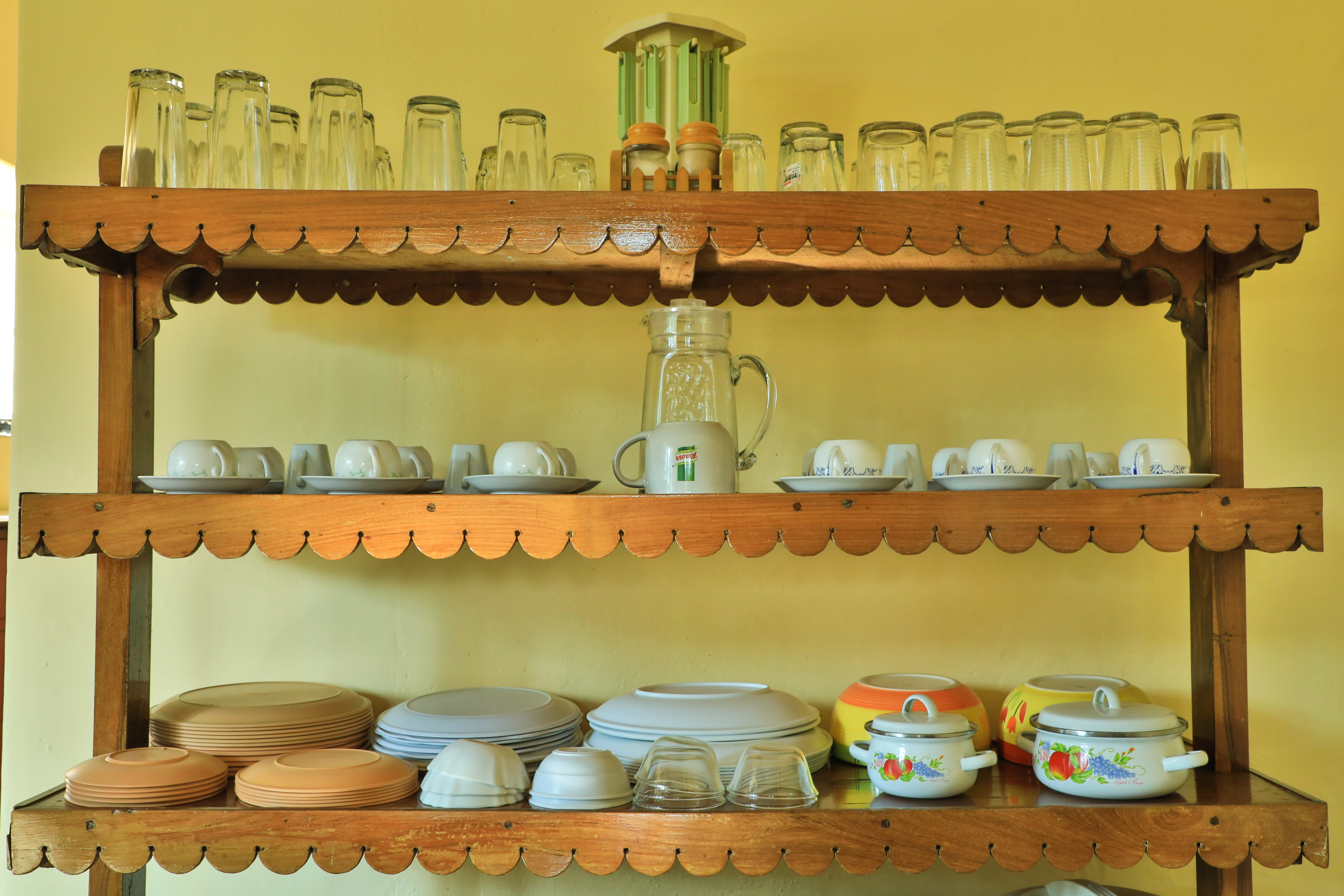 Tennis Court Bungalow Dining Area